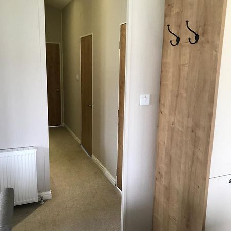 8 Birth Lodge On Cayton Bay Holiday Park Scarborough Eksteriør billede