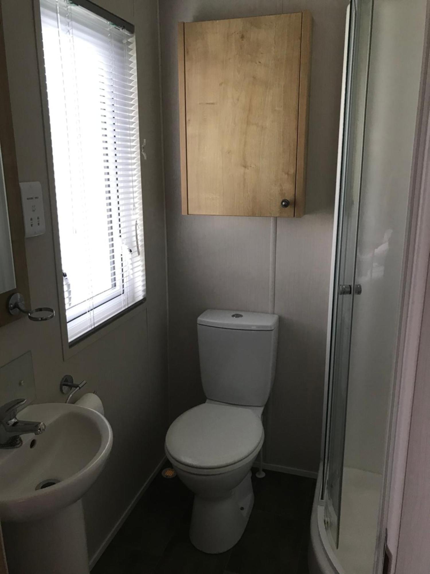 8 Birth Lodge On Cayton Bay Holiday Park Scarborough Eksteriør billede