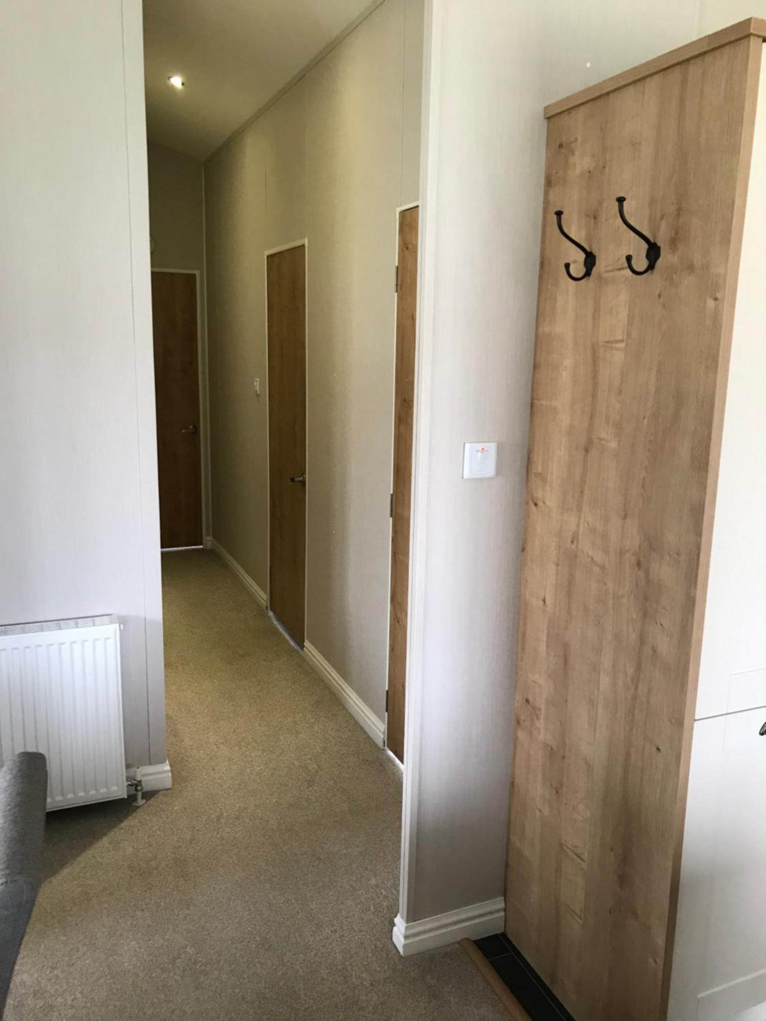 8 Birth Lodge On Cayton Bay Holiday Park Scarborough Eksteriør billede