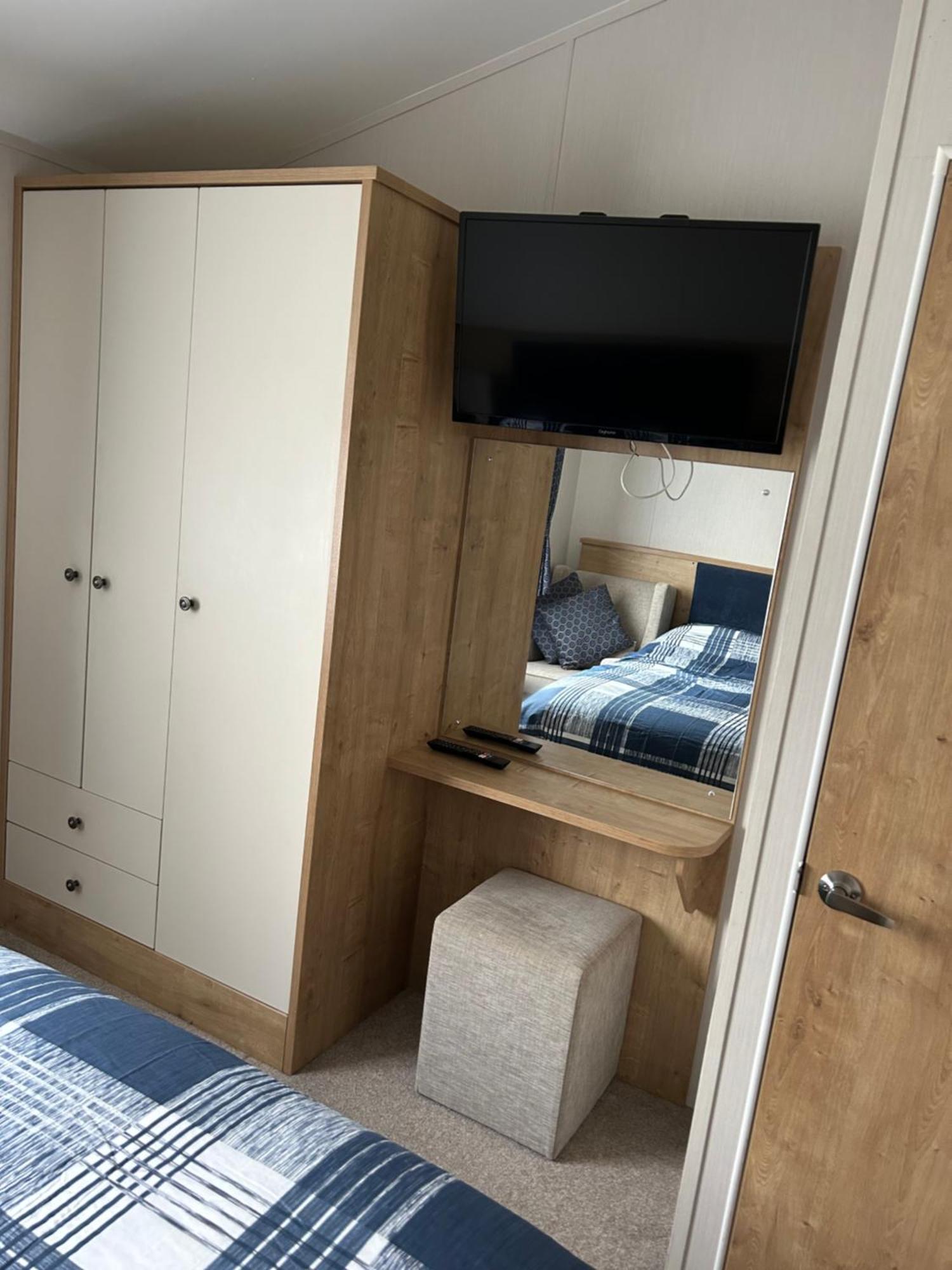 8 Birth Lodge On Cayton Bay Holiday Park Scarborough Eksteriør billede